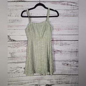 SPEECHLESS XS NWTS GREEN AMD WHITE PLAID DRESS